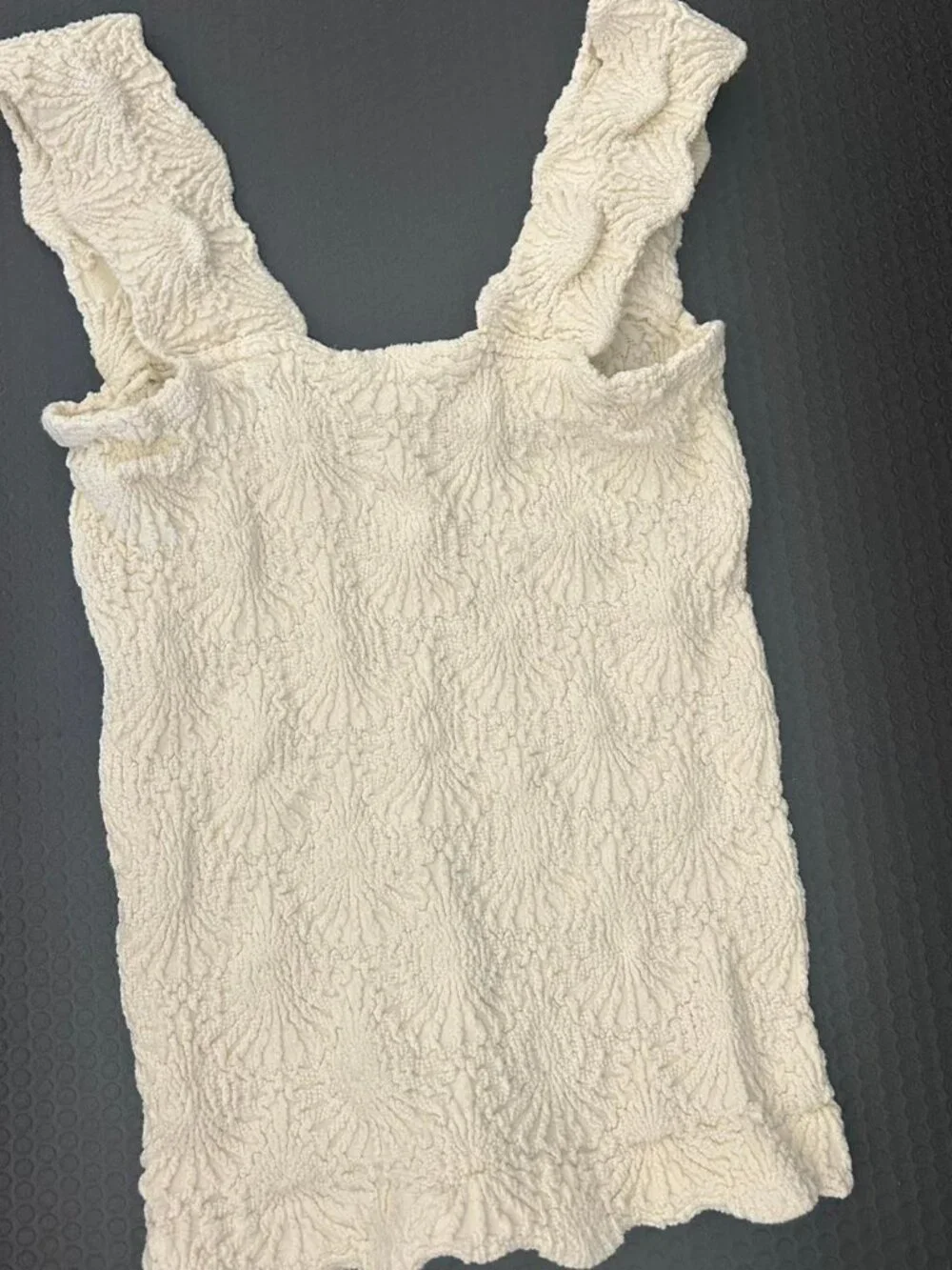 Free People Women's White and Cream Crop-top